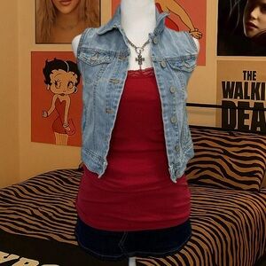 Bella Swan Inspired Old Navy Cropped Denim Vest – Size L ‎